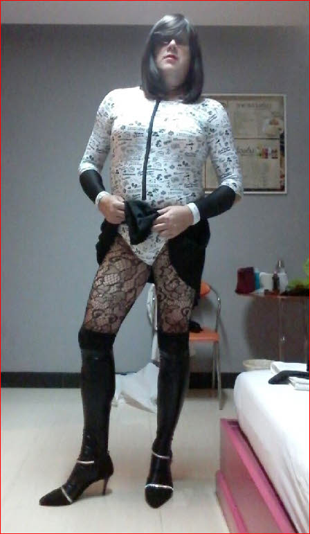 Gay sissy whore Doris exposed in female clothing