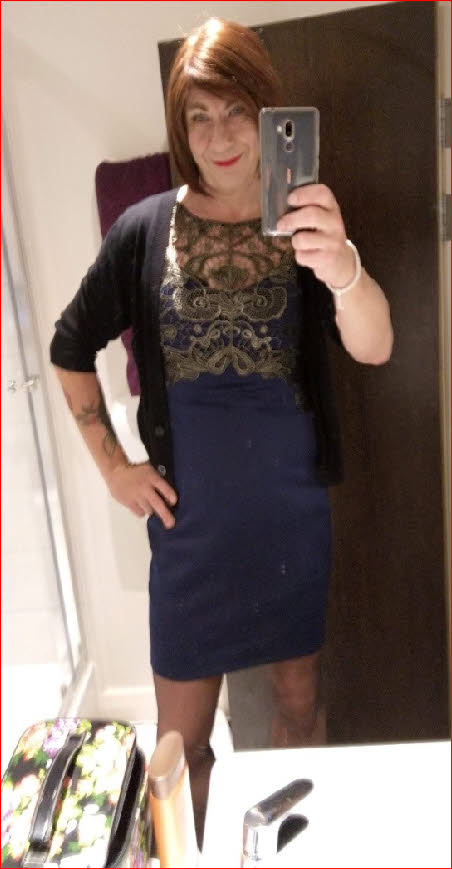 Cross-dressing sissy slut Sindi Grace