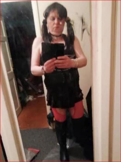 Strict Scottish TV domme Zoe