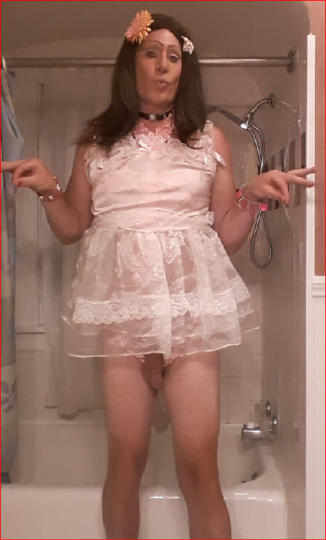 Mincing sissy Marquita posing without panties