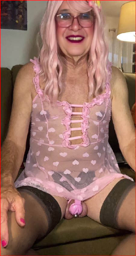 Caged sissy slut Chastiekimi from Canada